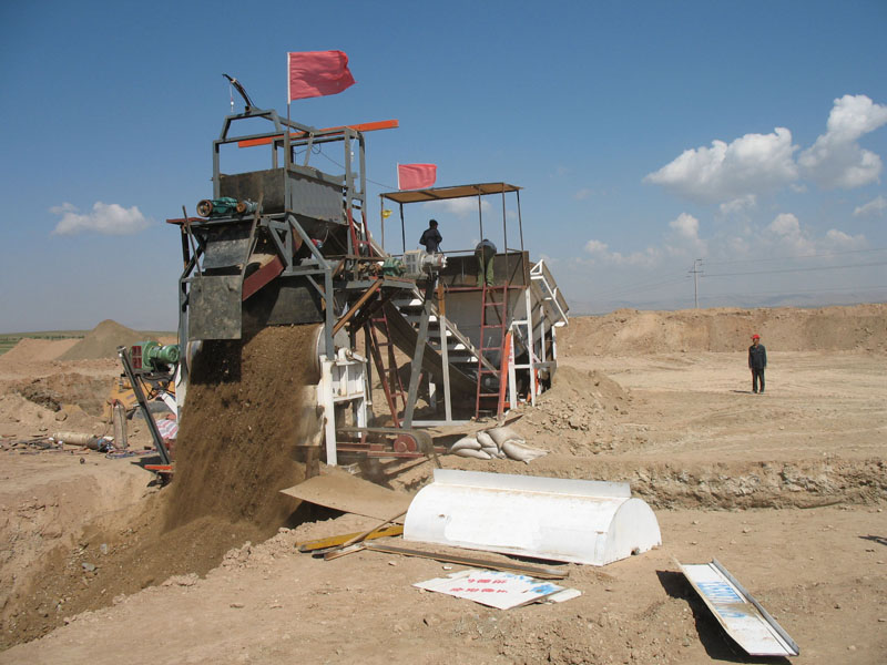 石英石選礦設(shè)備生產(chǎn)線 石英石選礦設(shè)備生產(chǎn)線